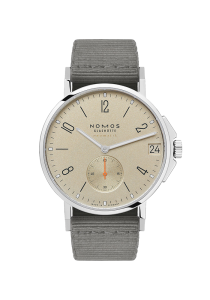 NOMOS Glashütte Ahoi Ahoi Neomatik 38 Datum Sand 527 bei Juwelier Triebel in Bamberg